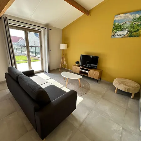 With Terrace For 4 People, Cleaning Included Holiday home *