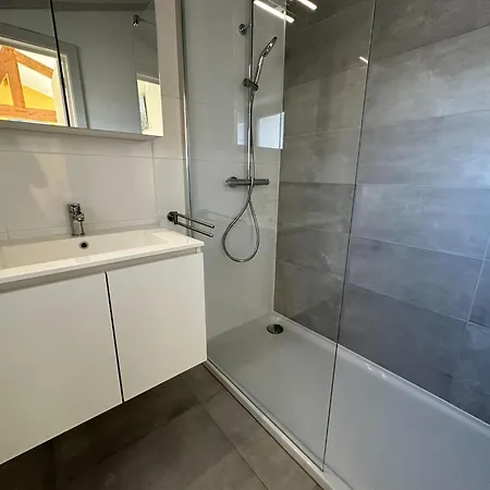 With Terrace For 4 People, Cleaning Included Holiday home