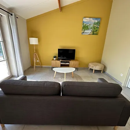 بيت للعطل In Near Sint-andre Beach, Cleaning Included